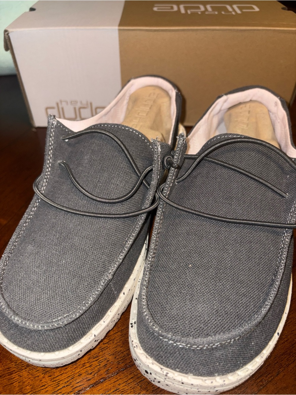 Women’s Hey Dude Wendy Size 6 - NWT